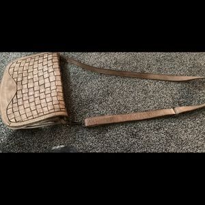 Bayside leather crossbody bag